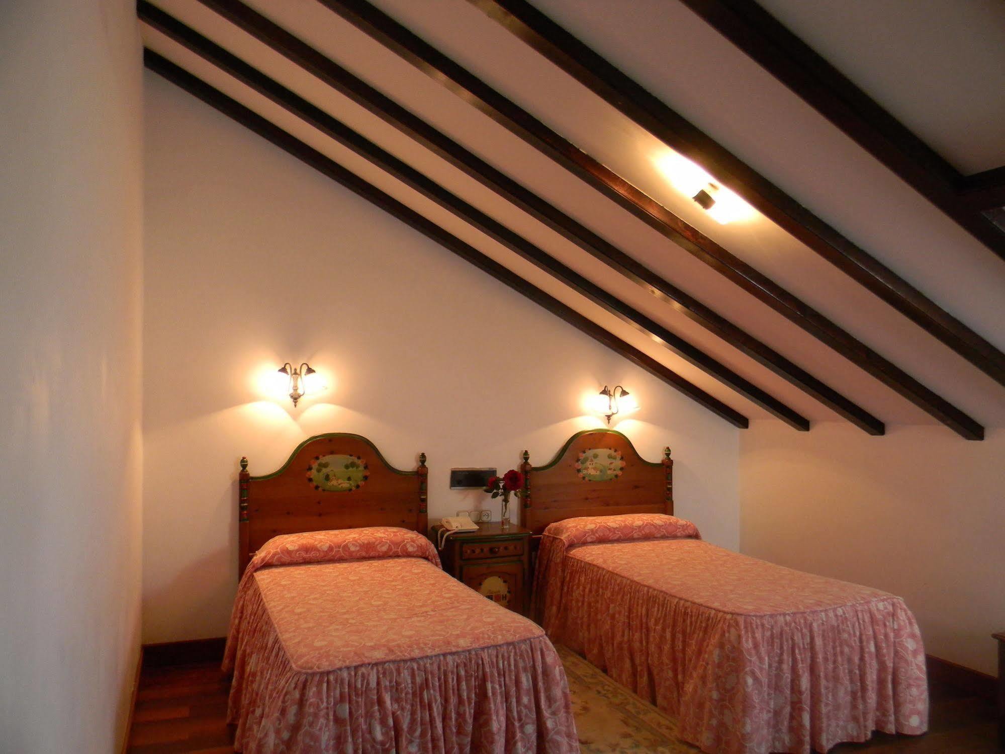 Pazo Carrasqueira Hotel Castrelo  Exterior photo